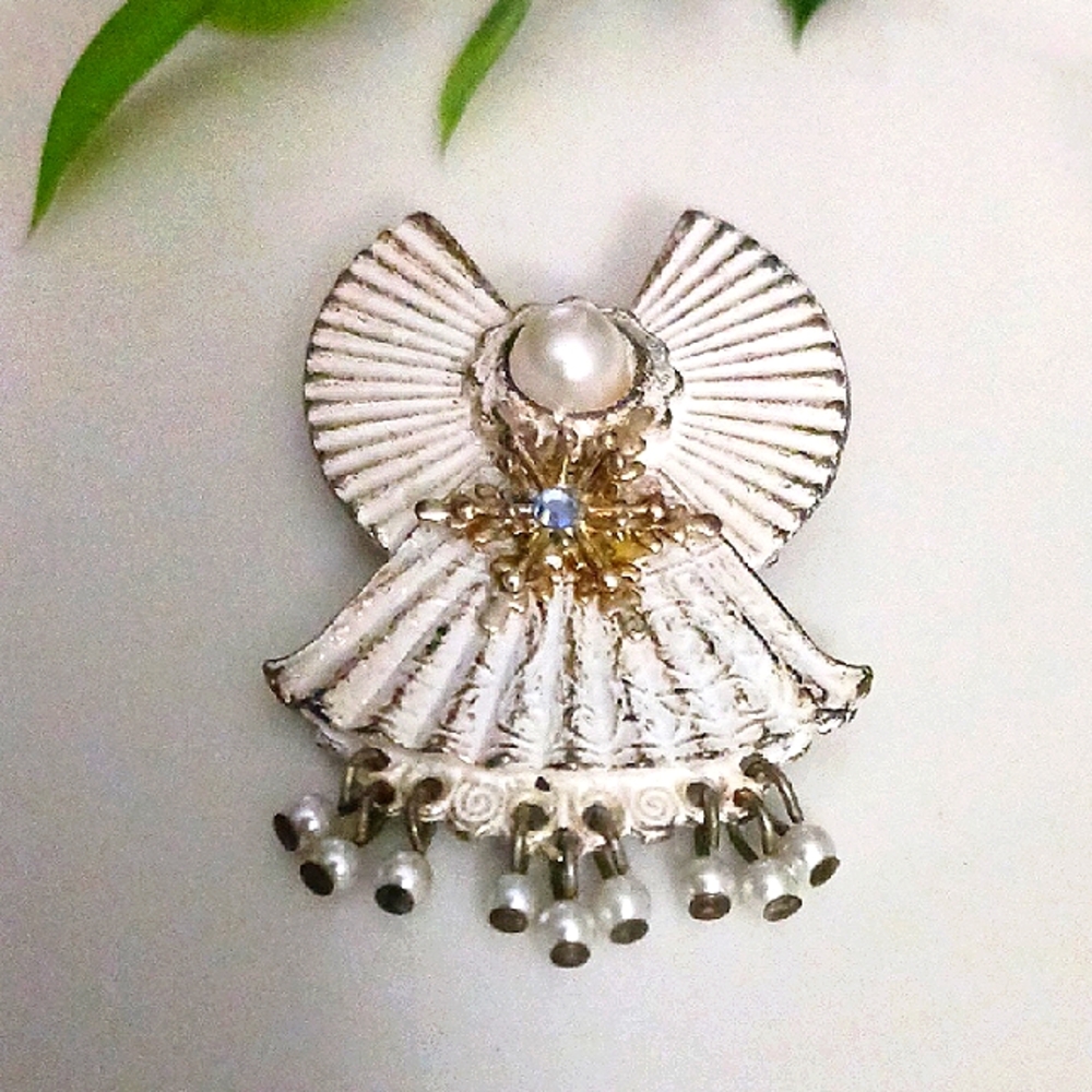 Vintage KC Gold and White Angel Brooch with Intricate Design